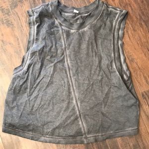 Lululemon crop tank